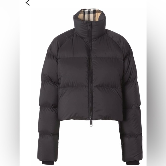 New Burberry Puffer - Picture 1 of 3
